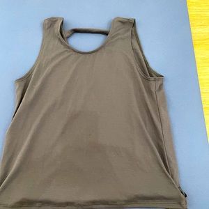 Onzie grey yoga tank